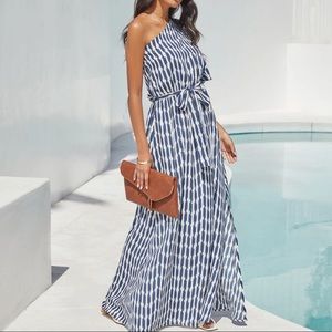 Vici Collection Crete Printed One Shoulder Maxi Dress
